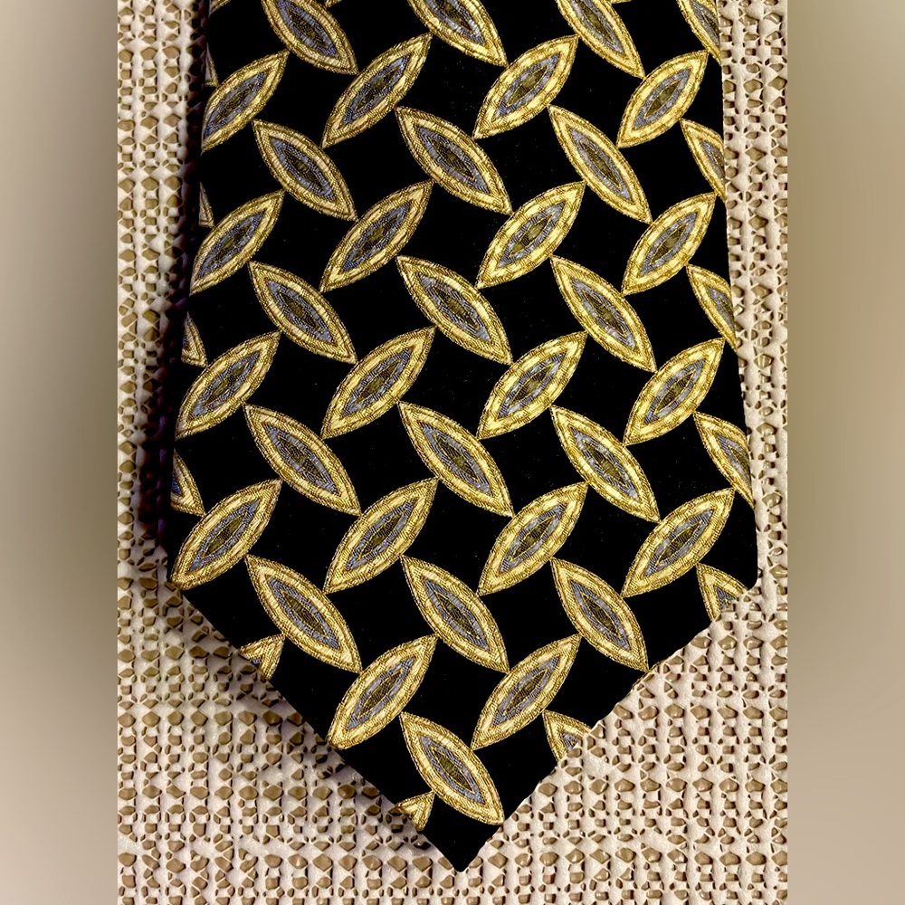 NWT ZANZARA 100% silk Tie